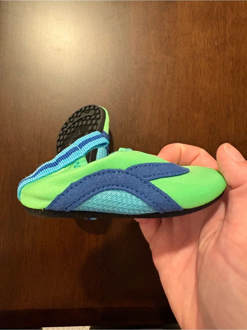 Green & Blue Kids Water Shoes by Robeez 3 aqua swim